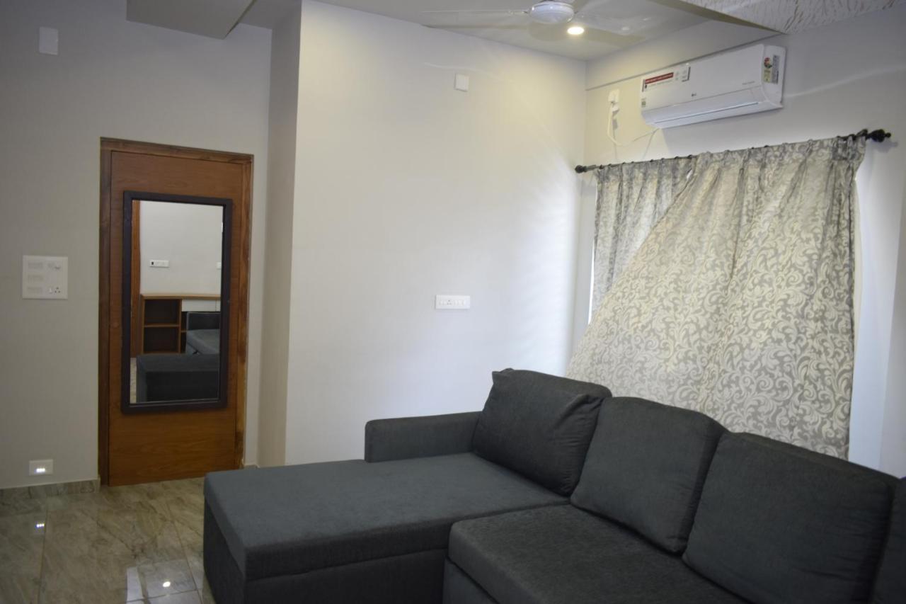 Classio Residency Hotel Pondicherry Ngoại thất bức ảnh